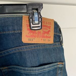Levi’s 511 W32 L34 dark blue denim jeans